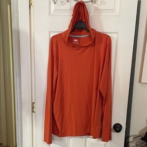 REI Vibrant Orange Co-Op long sleeve Hooded sun shirt. Size 3XL